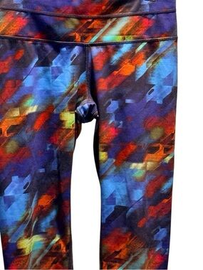 Athleta Colorburst Sonar Leggings XS | Rainbow Abstract Run Tight 24x30
